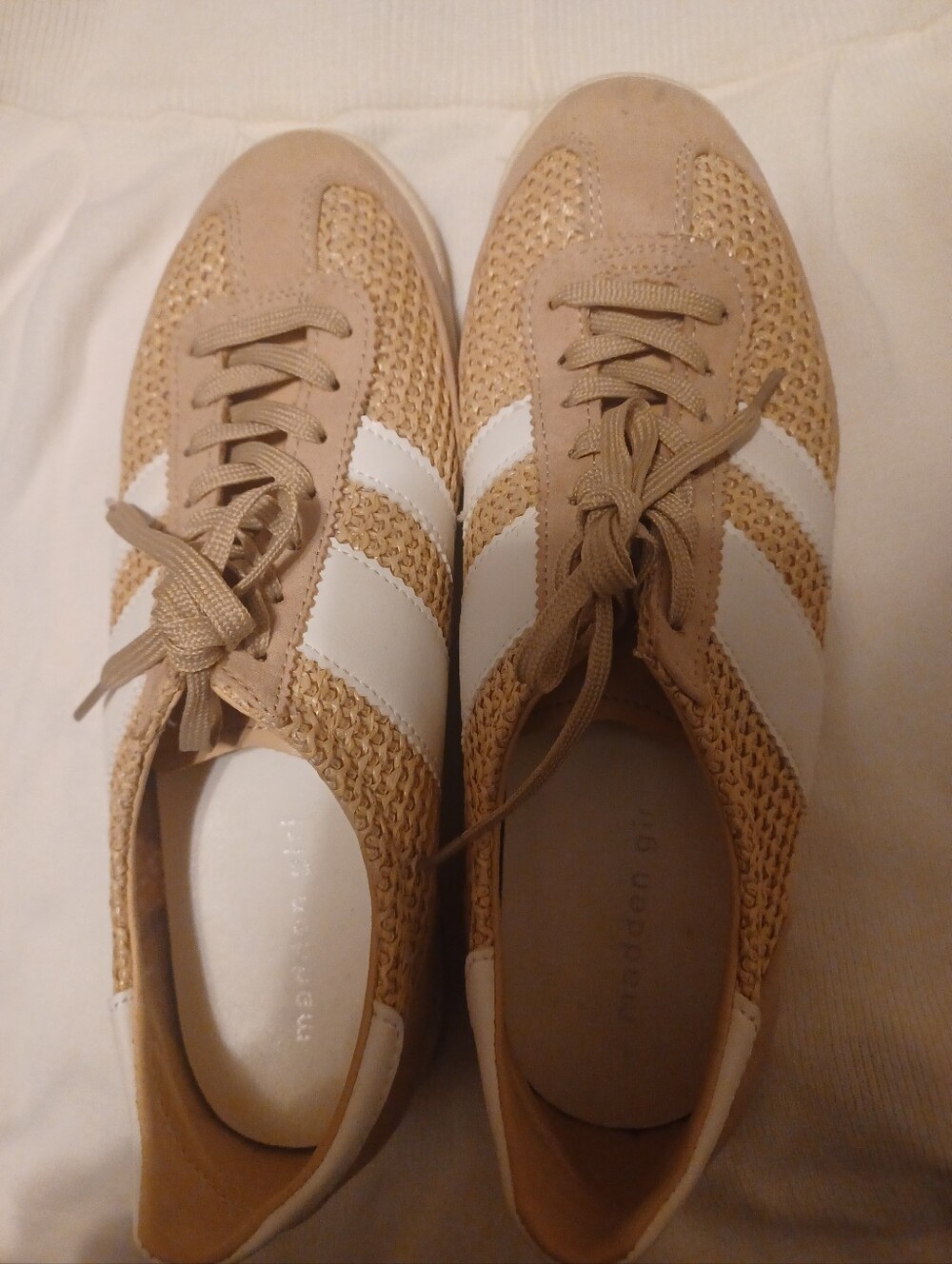 Madden Girl Tan and White Knit Stripe Sneakers Size7m